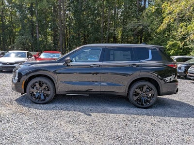 2026 Mitsubishi Outlander LE
