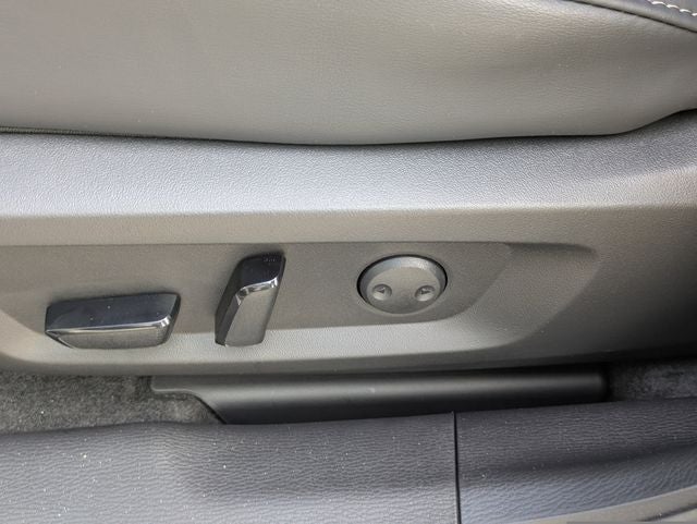 2026 Mitsubishi Outlander Base