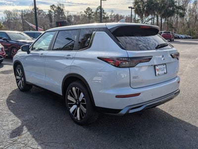 2026 Mitsubishi Outlander Base