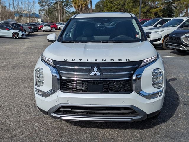 2026 Mitsubishi Outlander Base