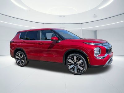 2026 Mitsubishi Outlander SE