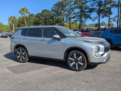 2026 Mitsubishi Outlander Base