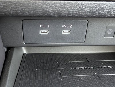 2026 Mitsubishi Outlander Base