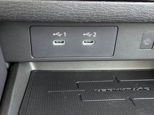 2026 Mitsubishi Outlander Base