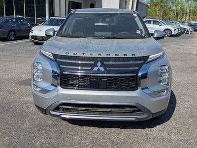 2026 Mitsubishi Outlander Base
