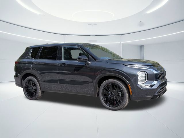 2026 Mitsubishi Outlander Base