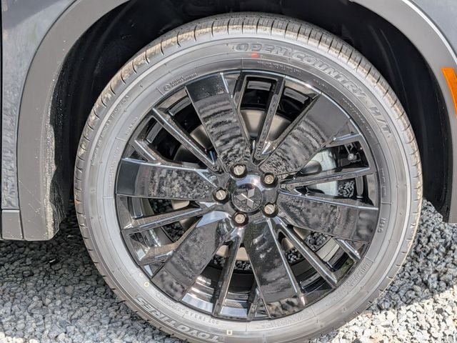 2026 Mitsubishi Outlander Base