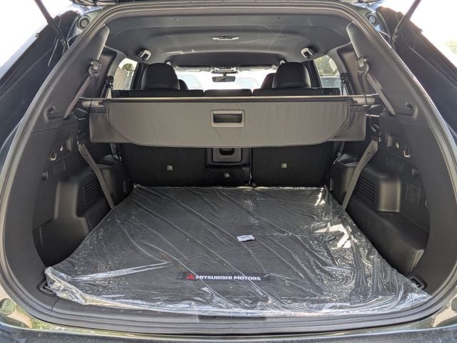 2026 Mitsubishi Outlander Base