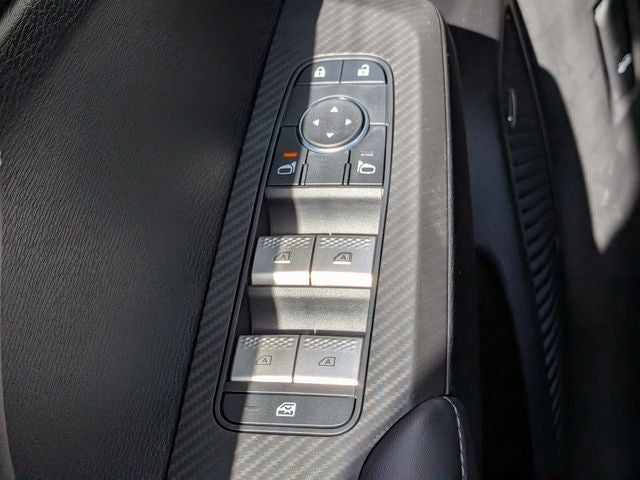 2026 Mitsubishi Outlander Base