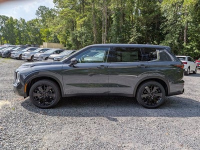 2026 Mitsubishi Outlander Base