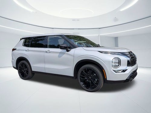 2026 Mitsubishi Outlander LE