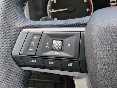 2026 Mitsubishi Outlander LE