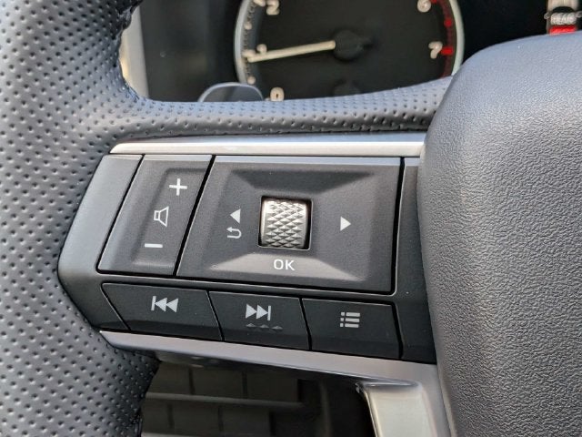 2026 Mitsubishi Outlander LE