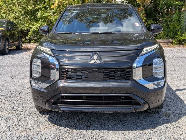 2026 Mitsubishi Outlander LE