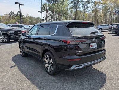 2026 Mitsubishi Outlander SE