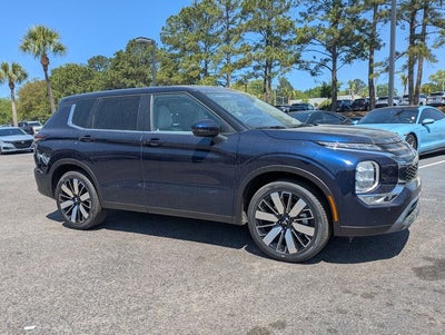 2026 Mitsubishi Outlander SE