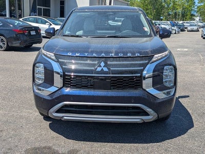 2026 Mitsubishi Outlander SE