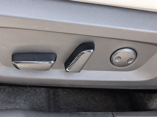 2026 Mitsubishi Outlander Base