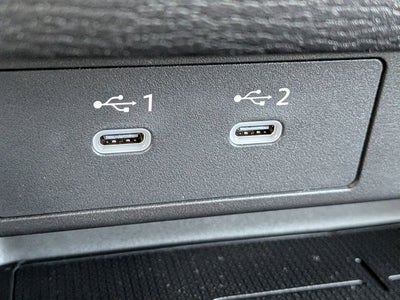 2026 Mitsubishi Outlander Base