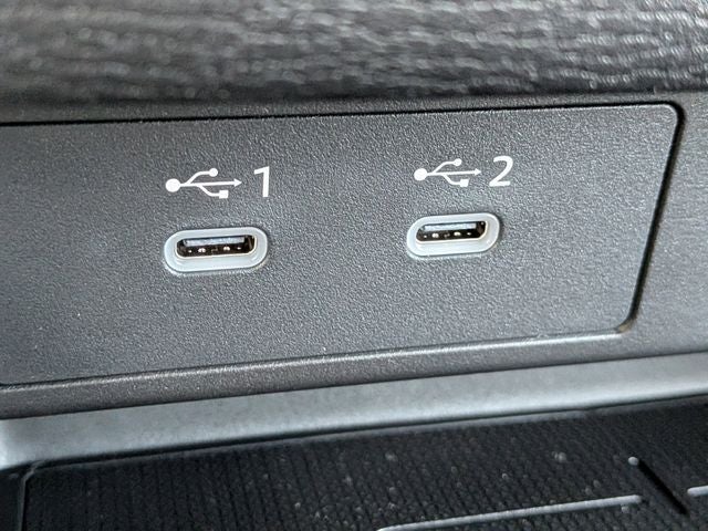 2026 Mitsubishi Outlander Base