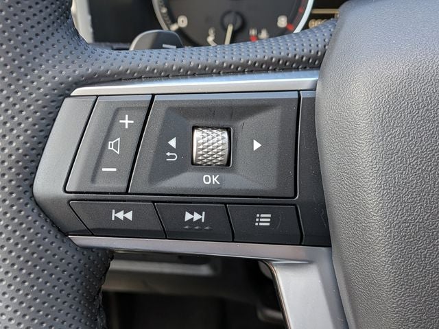 2026 Mitsubishi Outlander Base