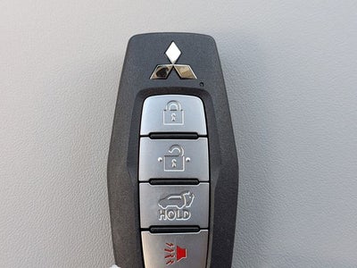 2026 Mitsubishi Outlander Base