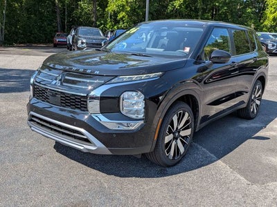 2026 Mitsubishi Outlander SE