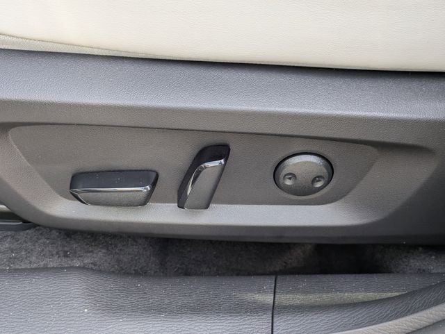 2026 Mitsubishi Outlander Base