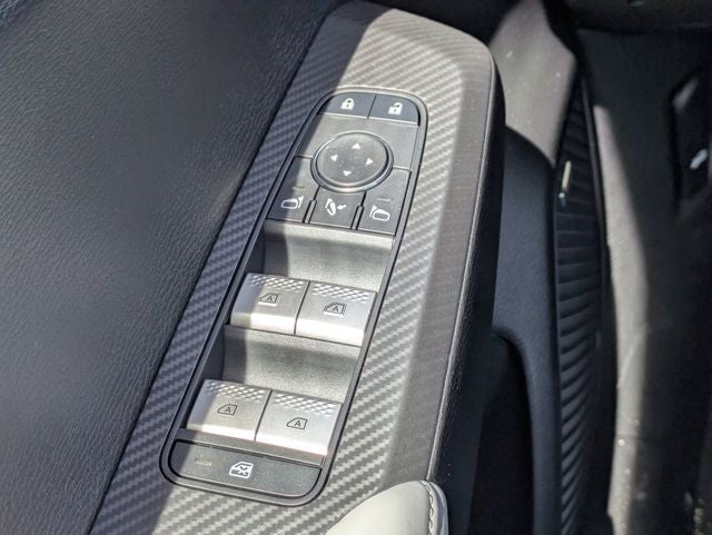 2026 Mitsubishi Outlander Base