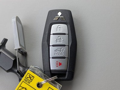 2026 Mitsubishi Outlander Base