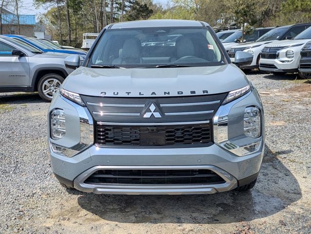 2026 Mitsubishi Outlander Base