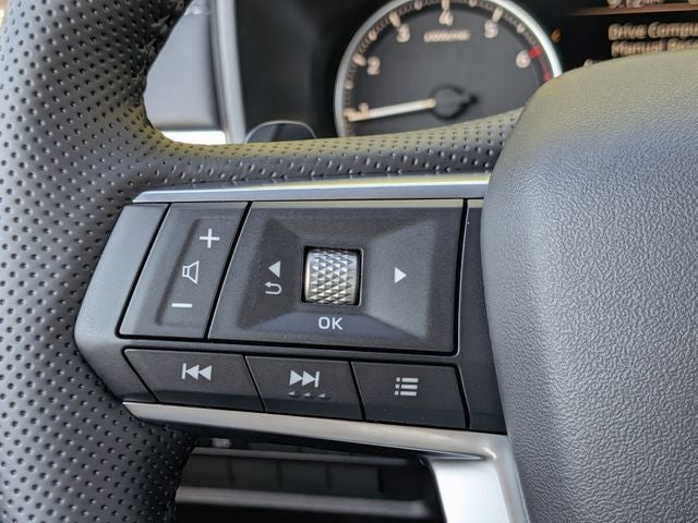 2026 Mitsubishi Outlander Base