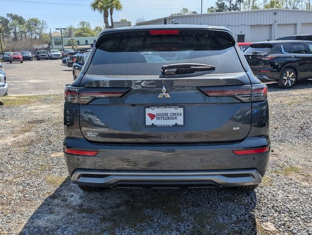 2026 Mitsubishi Outlander SE