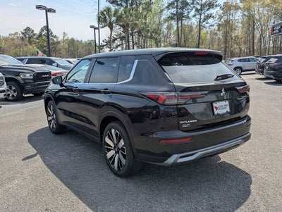 2026 Mitsubishi Outlander SE