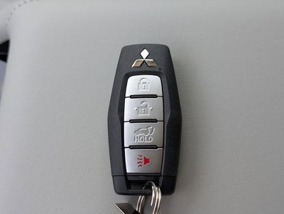 2026 Mitsubishi Outlander SE