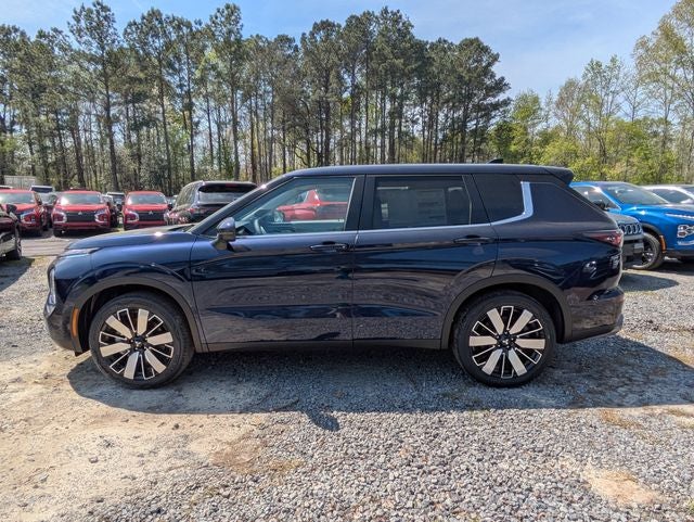 2026 Mitsubishi Outlander SE