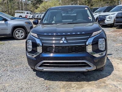 2026 Mitsubishi Outlander SE