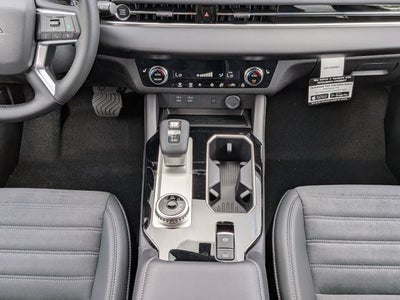 2026 Mitsubishi Outlander SE