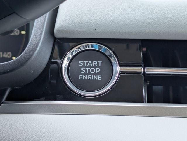 2026 Mitsubishi Outlander Base