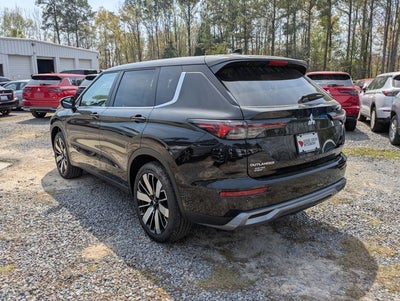 2026 Mitsubishi Outlander Base