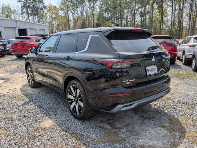 2026 Mitsubishi Outlander Base