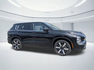 2026 Mitsubishi Outlander Base