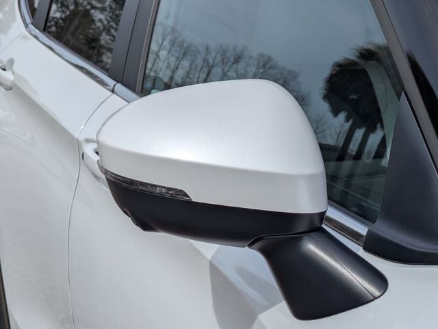 2026 Mitsubishi Outlander Base