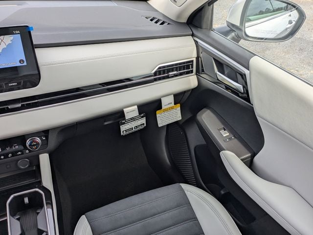 2026 Mitsubishi Outlander Base