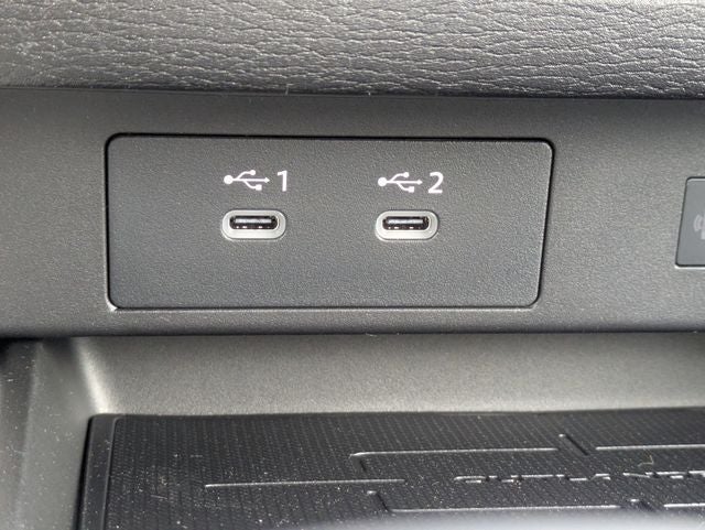 2026 Mitsubishi Outlander Base