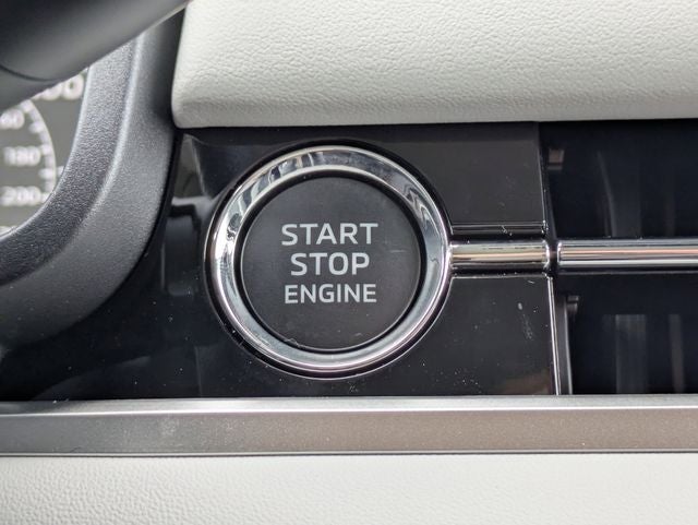 2026 Mitsubishi Outlander Base