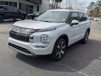 2026 Mitsubishi Outlander Base