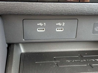 2026 Mitsubishi Outlander Base