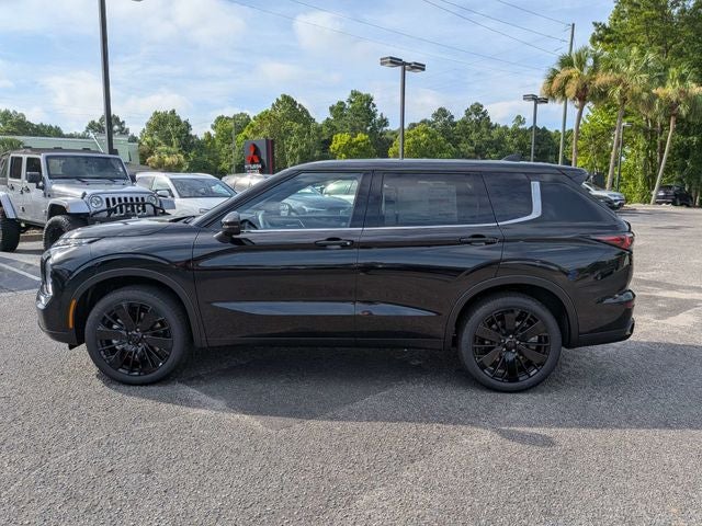 2026 Mitsubishi Outlander Base