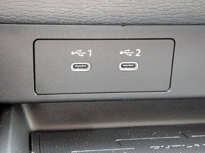 2026 Mitsubishi Outlander LE